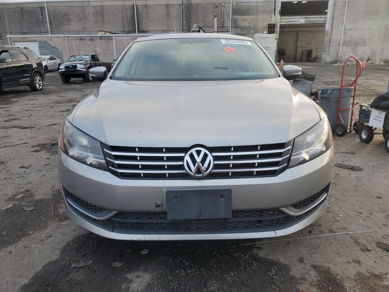 VIN 1VWAP7A30EC017790 2014 VOLKSWAGEN PASSAT no.5