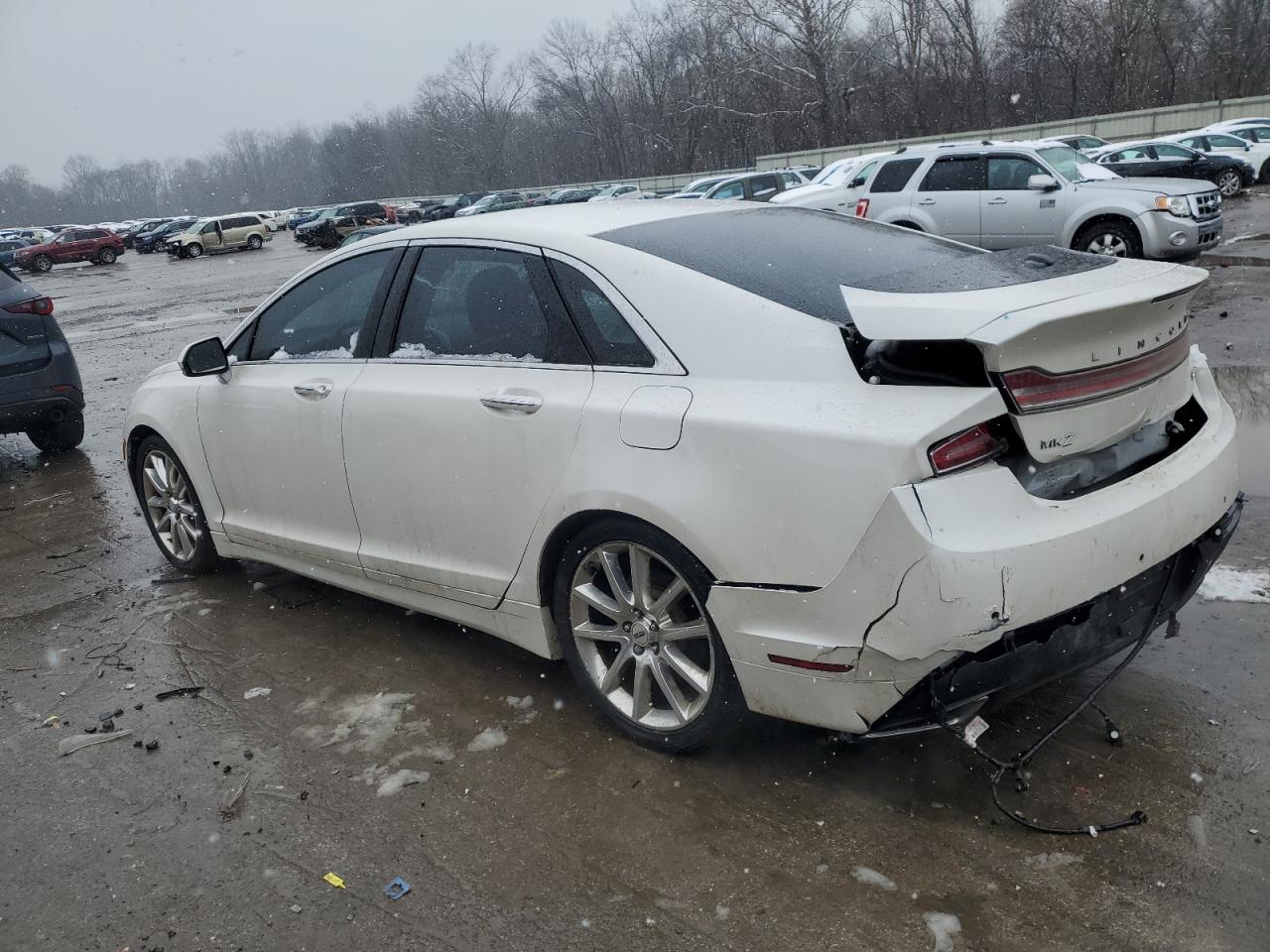 VIN 3LN6L2JK4FR621016 2015 LINCOLN MKZ no.2