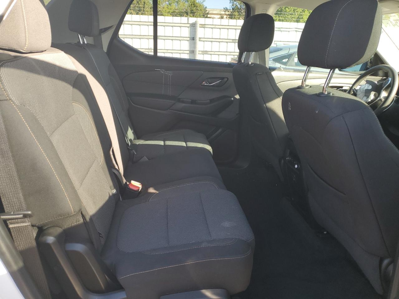 2020 Chevrolet Traverse - Image 11