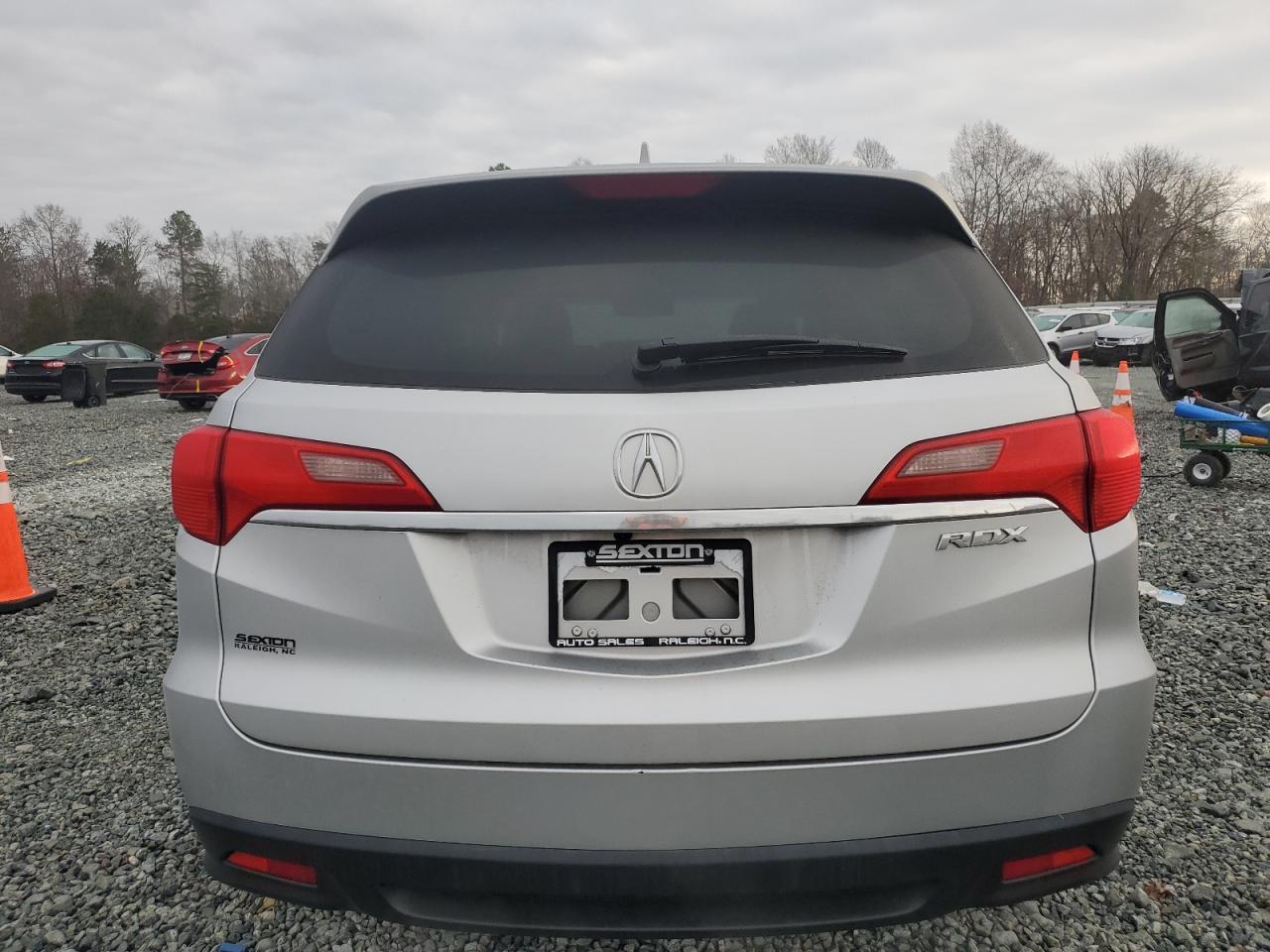 VIN 5J8TB3H33DL005187 2013 ACURA RDX no.6