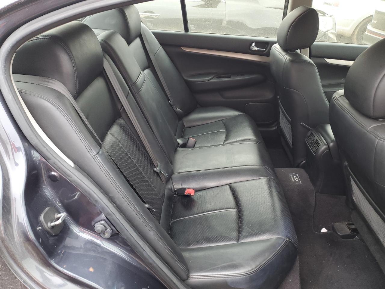 2011 Infiniti G - Image 10