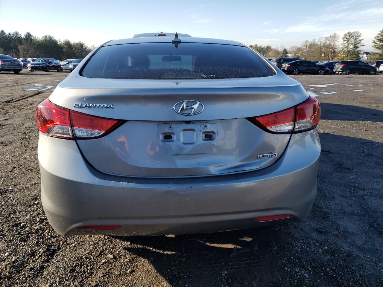 2013 Hyundai Elantra - Image 6