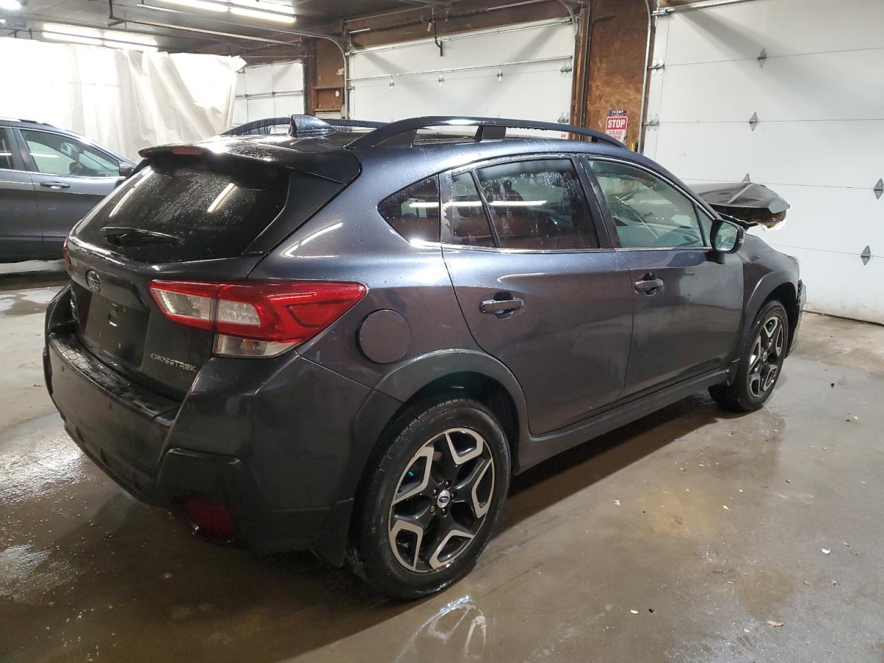 VIN JF2GTAMC1JH213074 2018 SUBARU CROSSTREK no.3