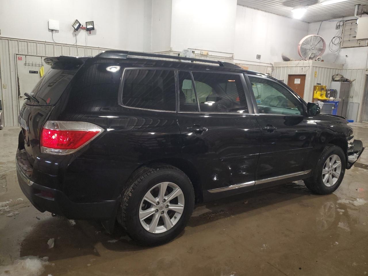 2013 Toyota Highlander - Image 3