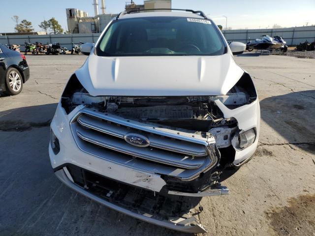  FORD ESCAPE 2017 Biały