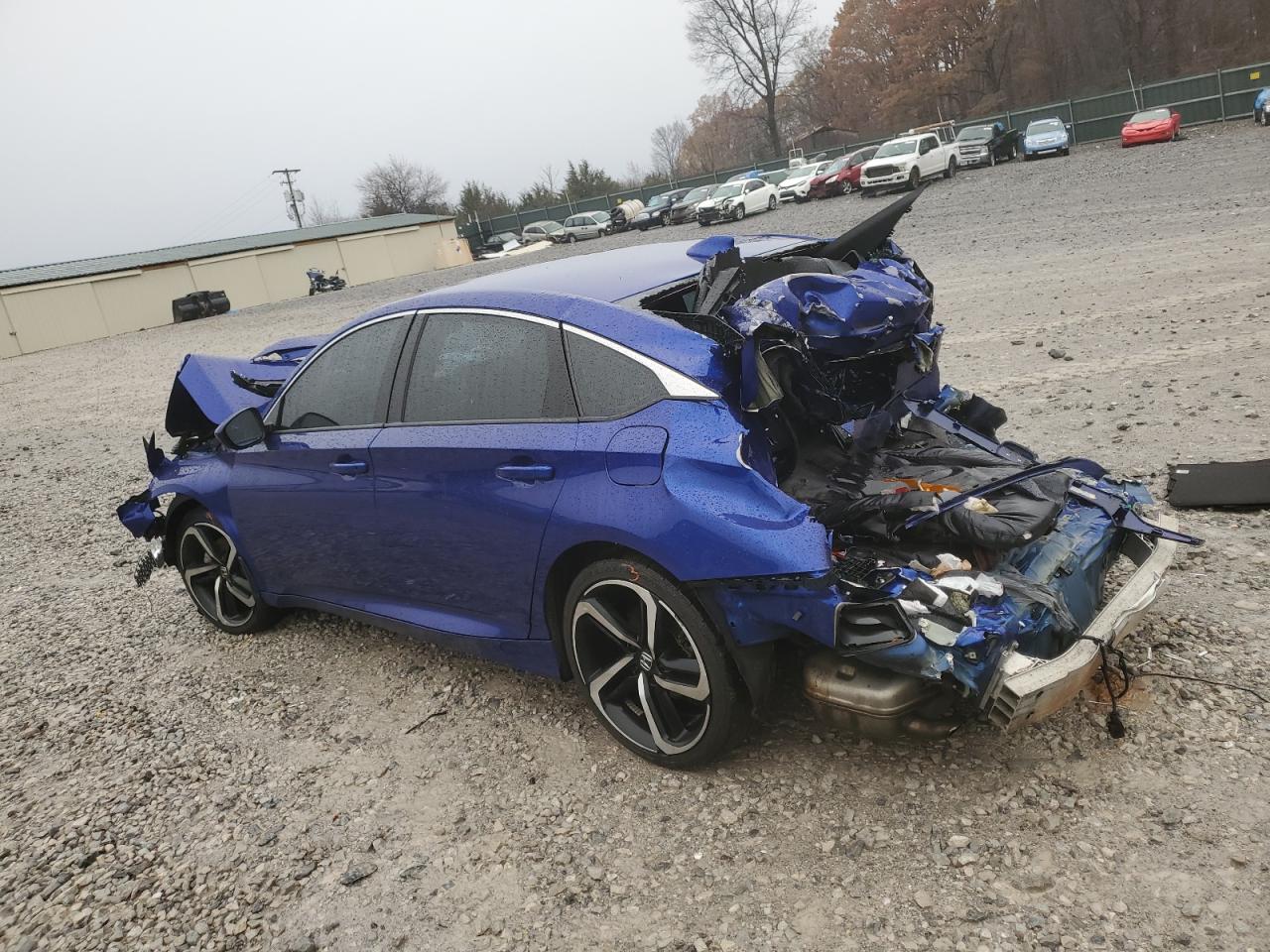 1HGCV2F31JA044775 2018 HONDA ACCORD - Image 2
