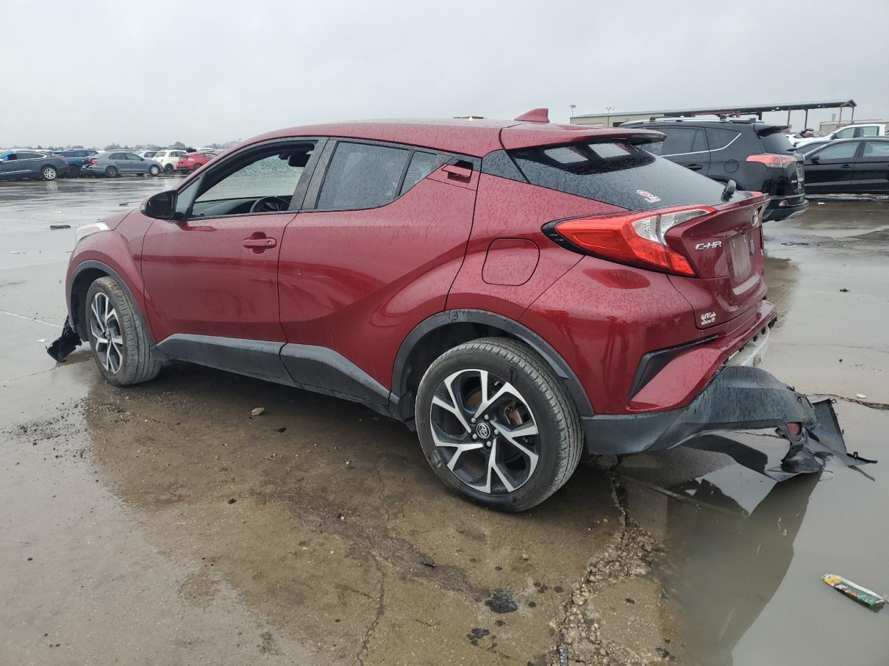 VIN NMTKHMBX8JR026149 2018 TOYOTA C-HR no.2