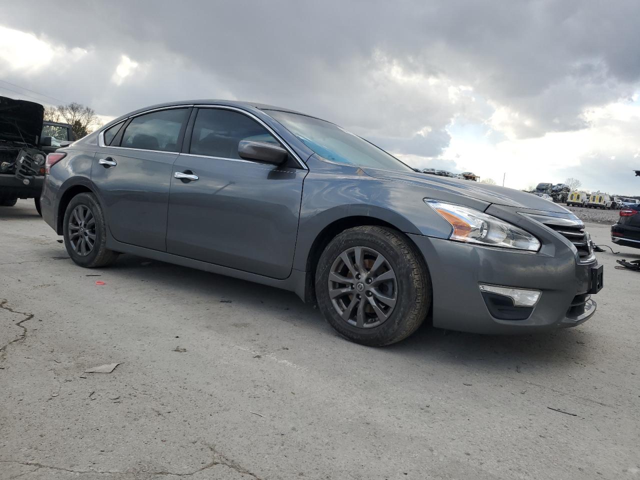 VIN 1N4AL3AP3FN904466 2015 NISSAN ALTIMA no.4