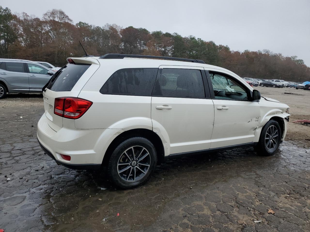 2018 Dodge Journey - Image 3