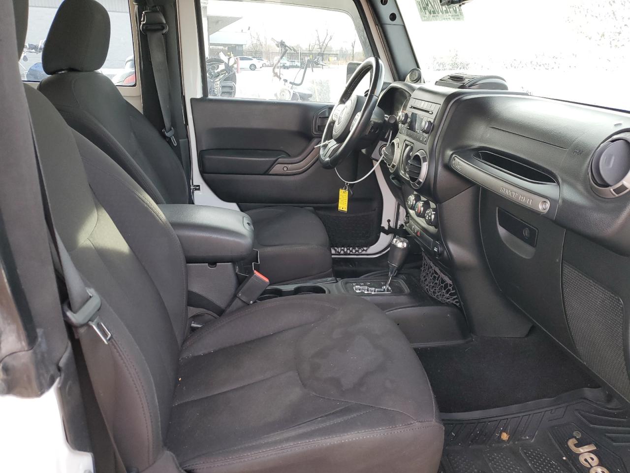 2014 Jeep Wrangler - Image 10