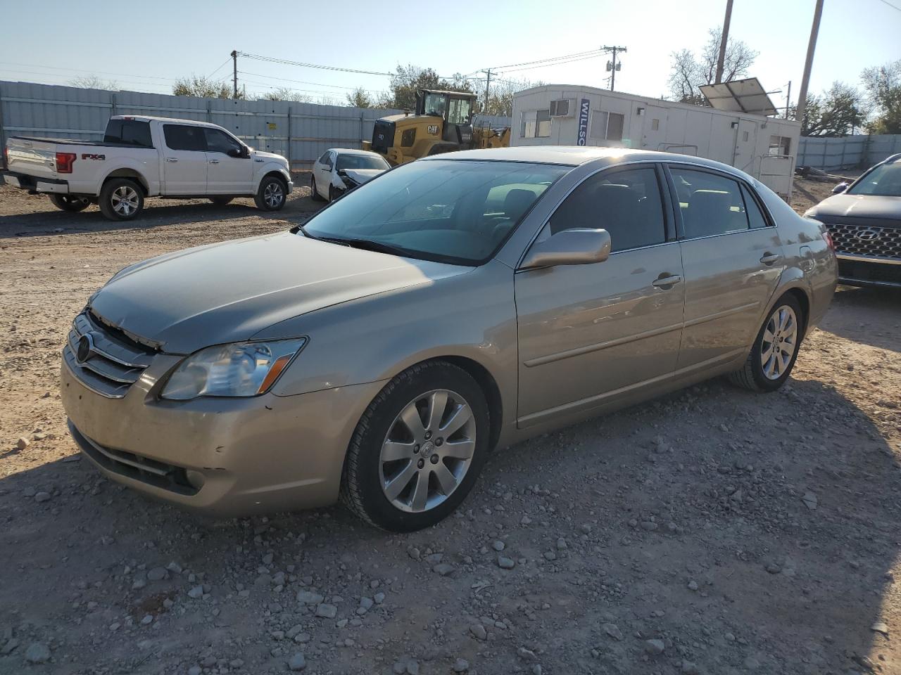 2007 Toyota Avalon - Image 1