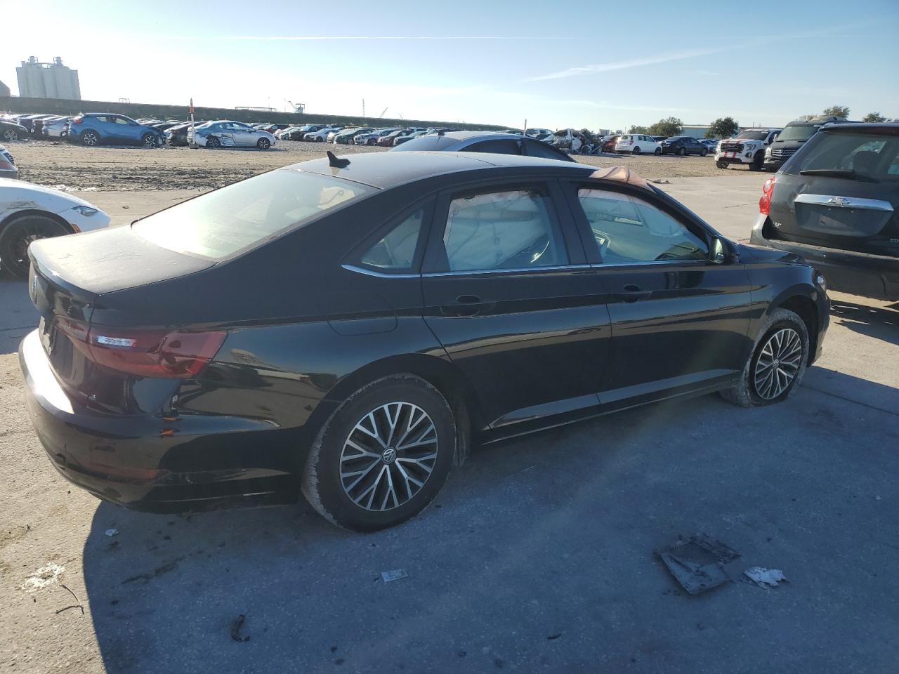 2021 Volkswagen Jetta - Image 3
