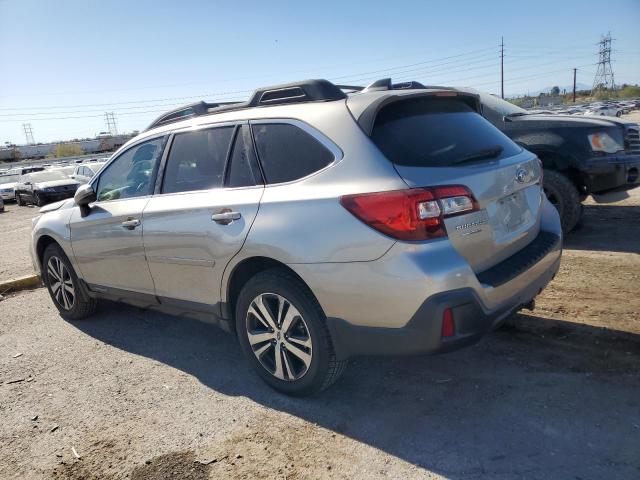  SUBARU OUTBACK 2018 Серебристый