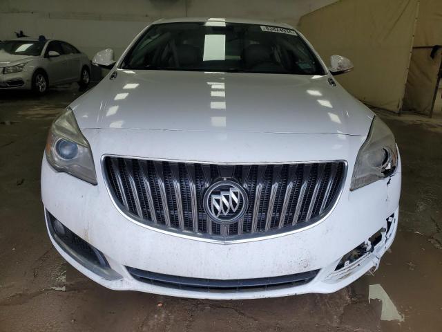  BUICK REGAL 2016 Белый