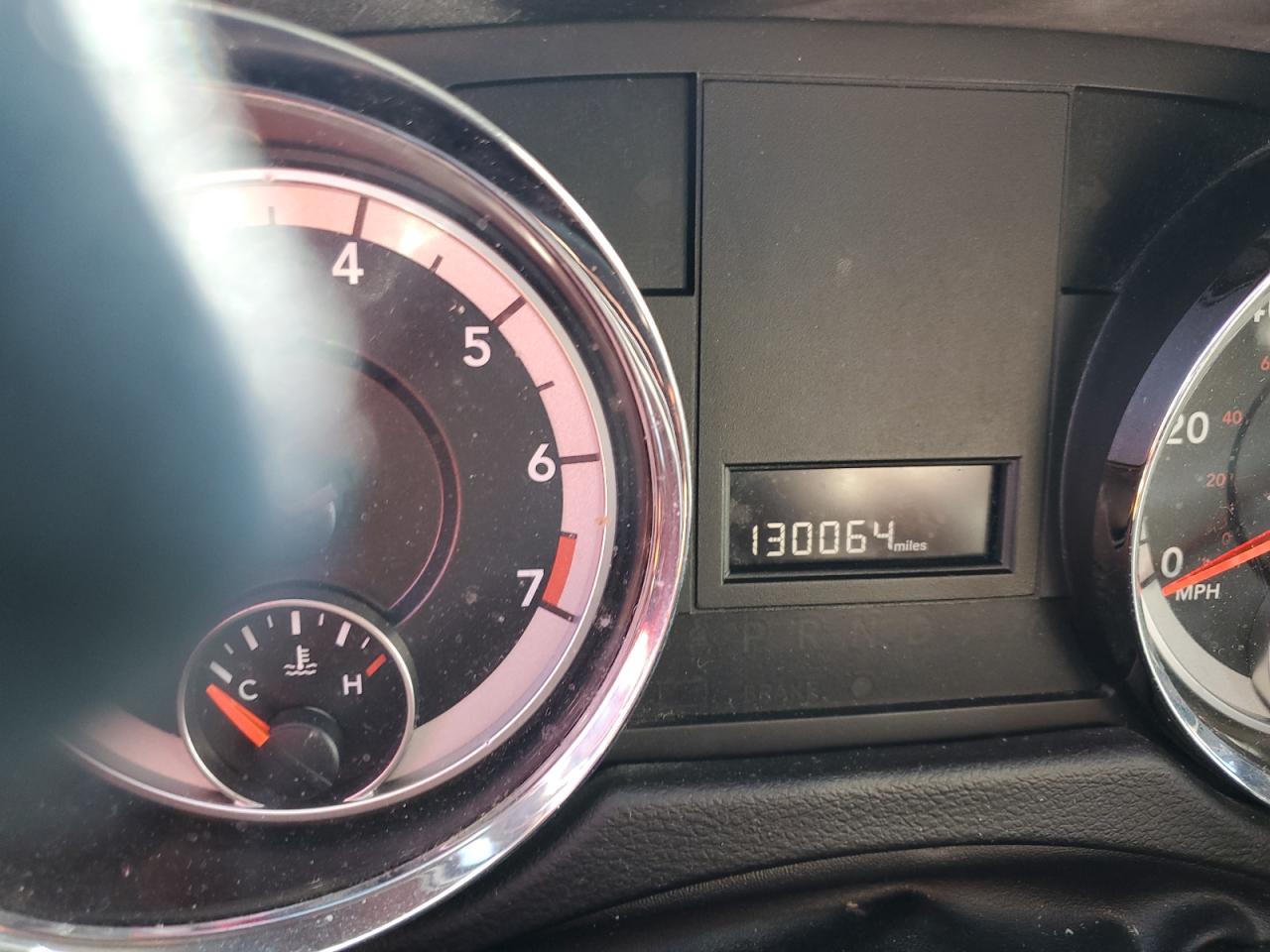 2019 Dodge Caravan - Image 9