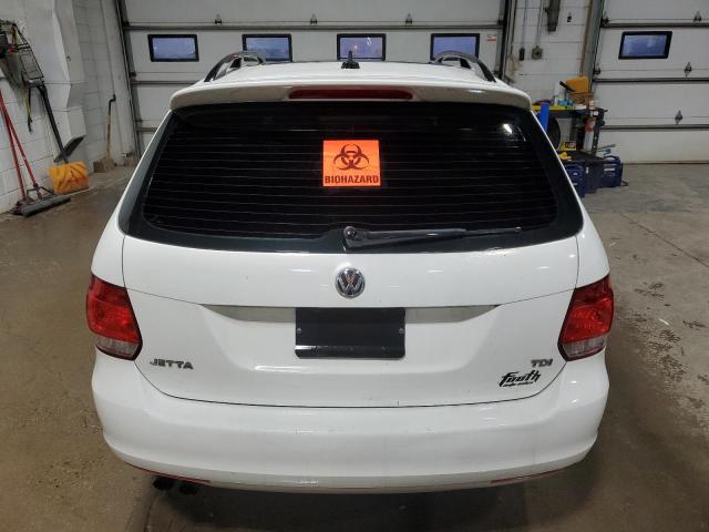 Crossovers VOLKSWAGEN JETTA 2013 White