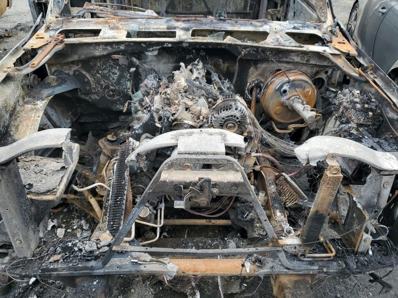 2006 GMC Sierra - Image 11