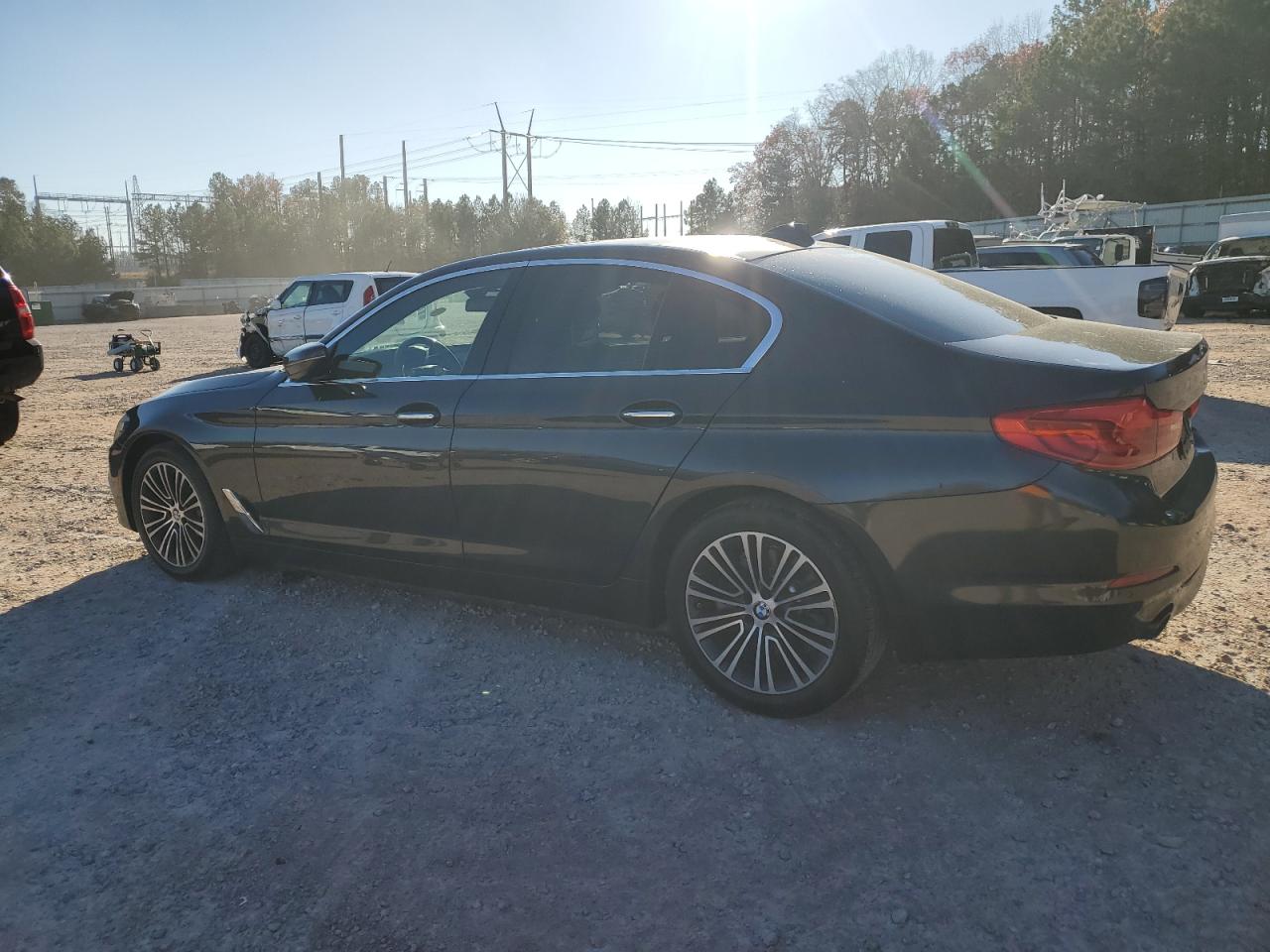 WBAJA5C37HG897175 2017 BMW 5 SERIES - Image 2