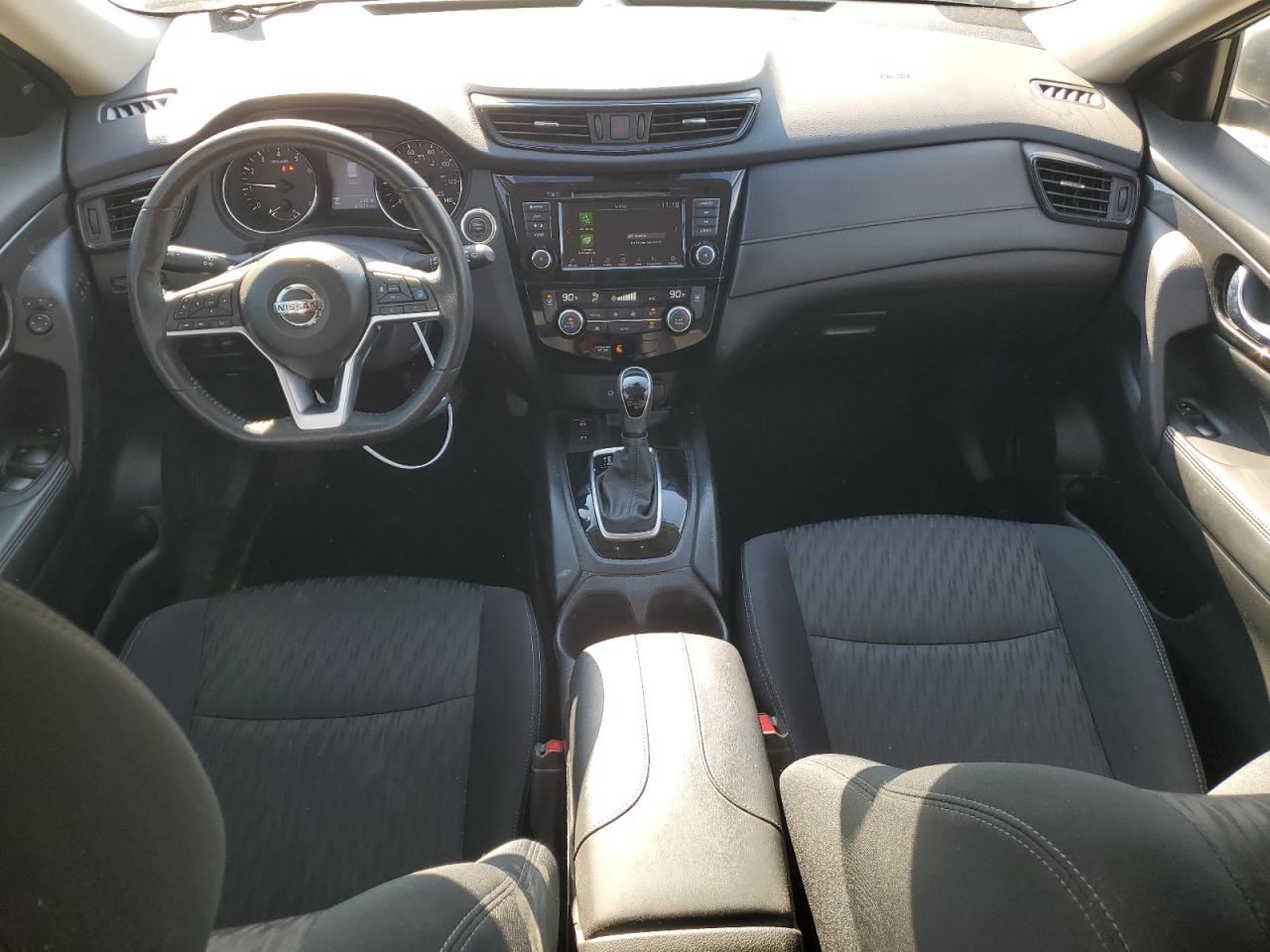 2019 Nissan Rogue - Image 8