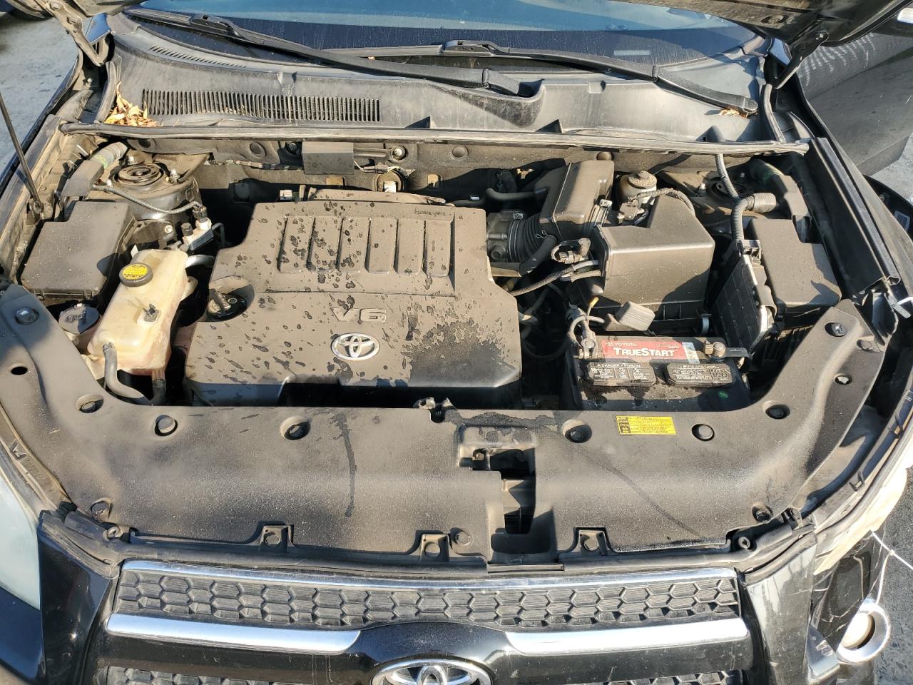 2011 Toyota RAV 4 - Image 11
