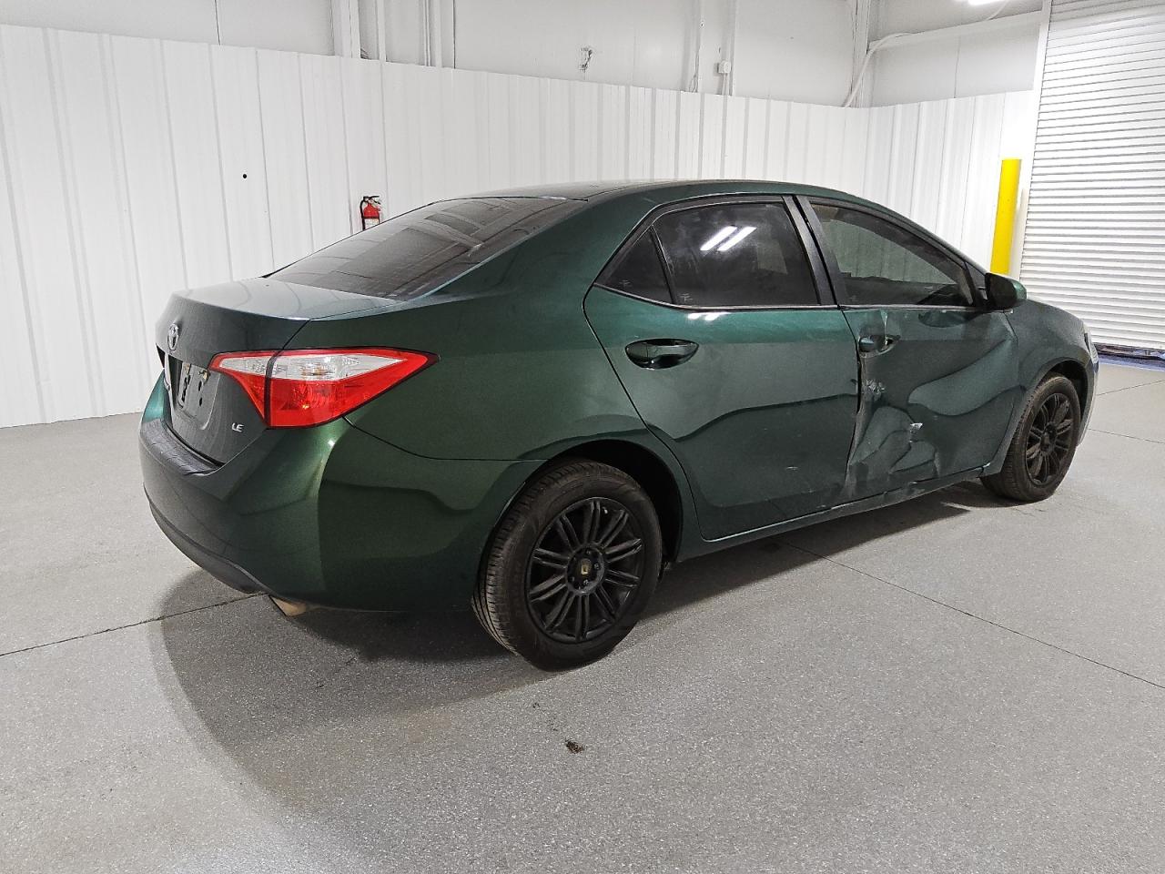 2015 Toyota Corolla - Image 3