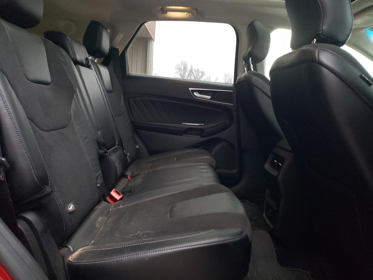 2015 Ford Edge - Image 11