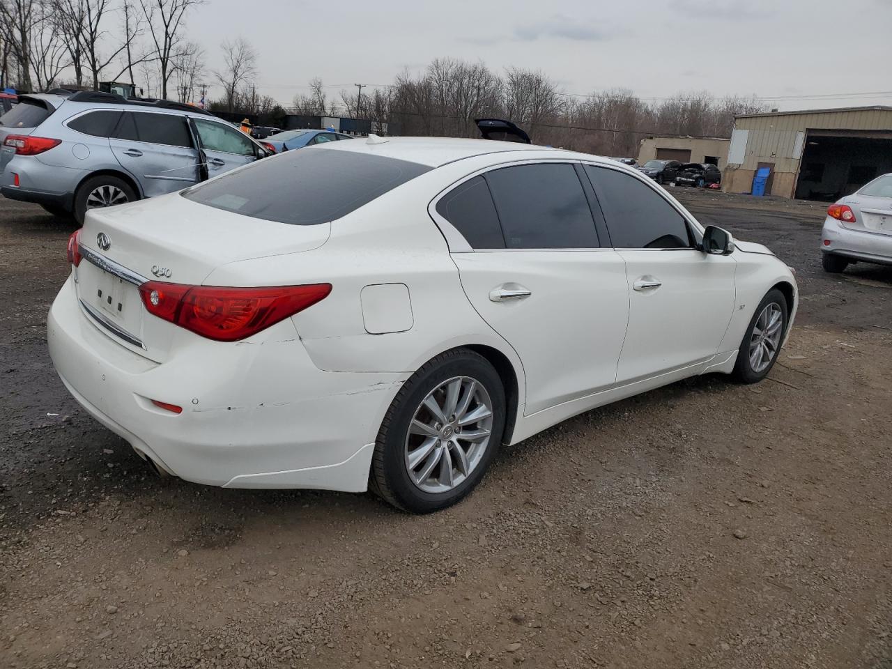 VIN JN1BV7AR2FM397358 2015 INFINITI Q50 no.3