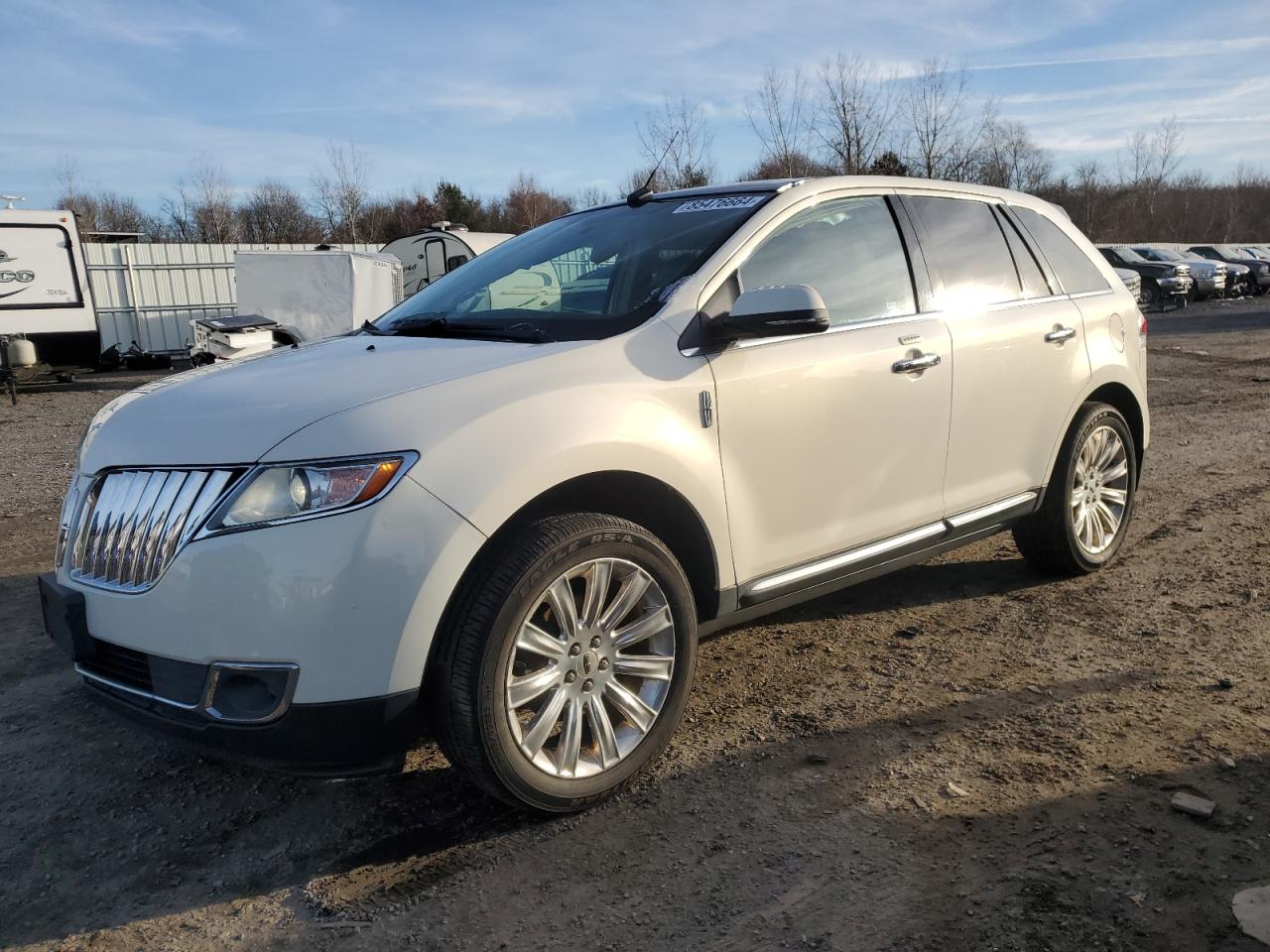 VIN 2LMDJ8JK3DBL45119 2013 LINCOLN MKX no.1