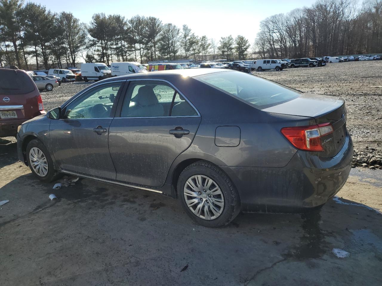 VIN 4T4BF1FK5ER346682 2014 TOYOTA CAMRY no.2