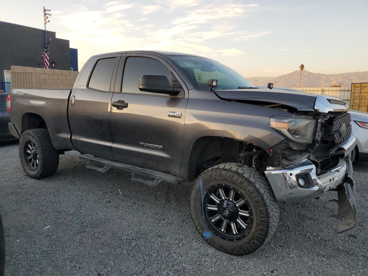 2020 Toyota Tundra - Image 4