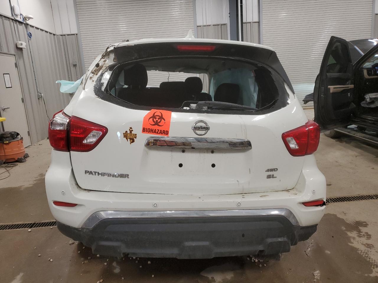 2019 Nissan Pathfinder - Image 6