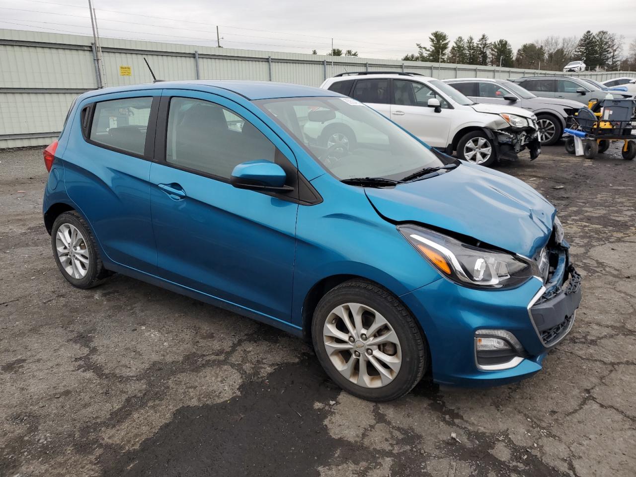 VIN KL8CD6SA7KC778753 2019 CHEVROLET SPARK no.4