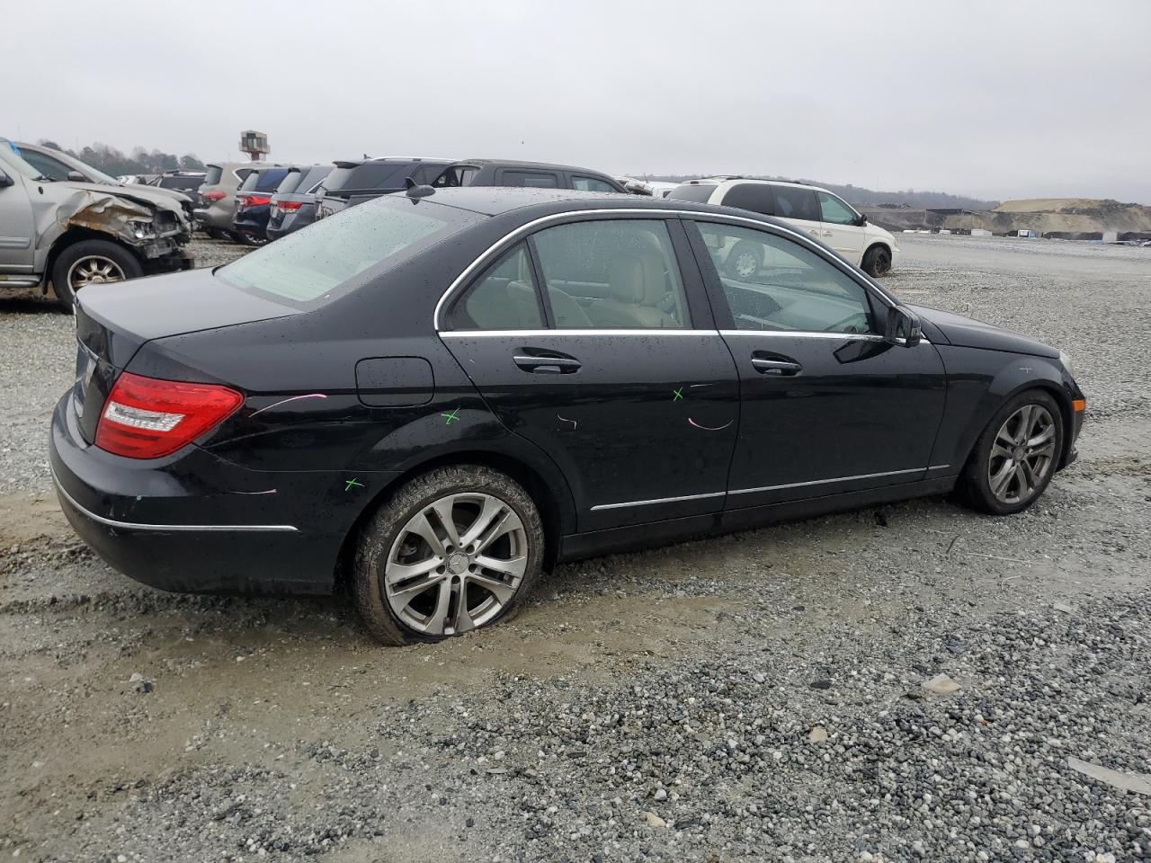 VIN WDDGF4HB3DR248986 2013 MERCEDES-BENZ C-CLASS no.3