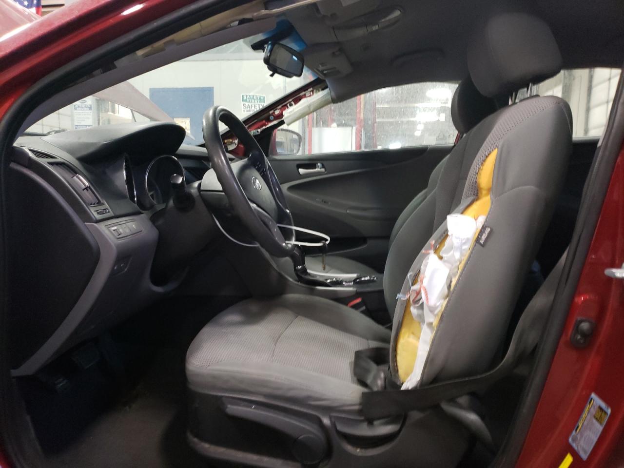 2014 Hyundai Sonata - Image 7