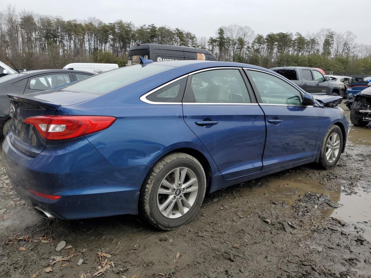 2016 Hyundai Sonata - Image 3