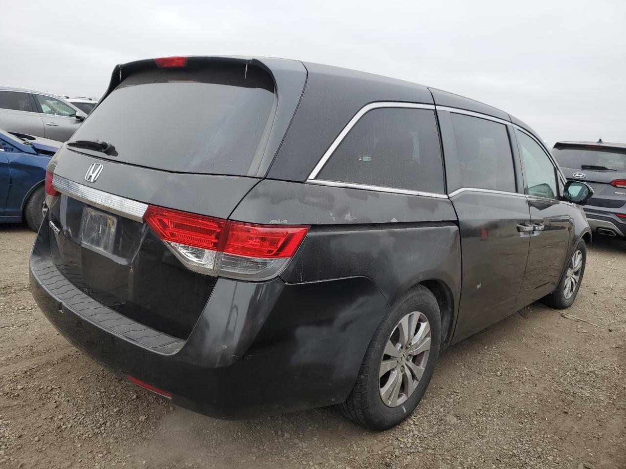 2016 Honda Odyssey - Image 3