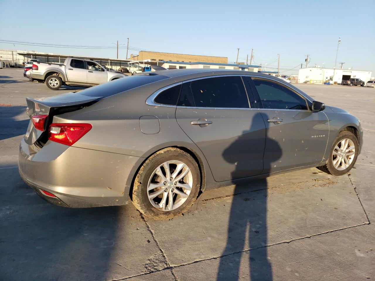 VIN 1G1ZE5ST6HF139256 2017 CHEVROLET MALIBU no.3