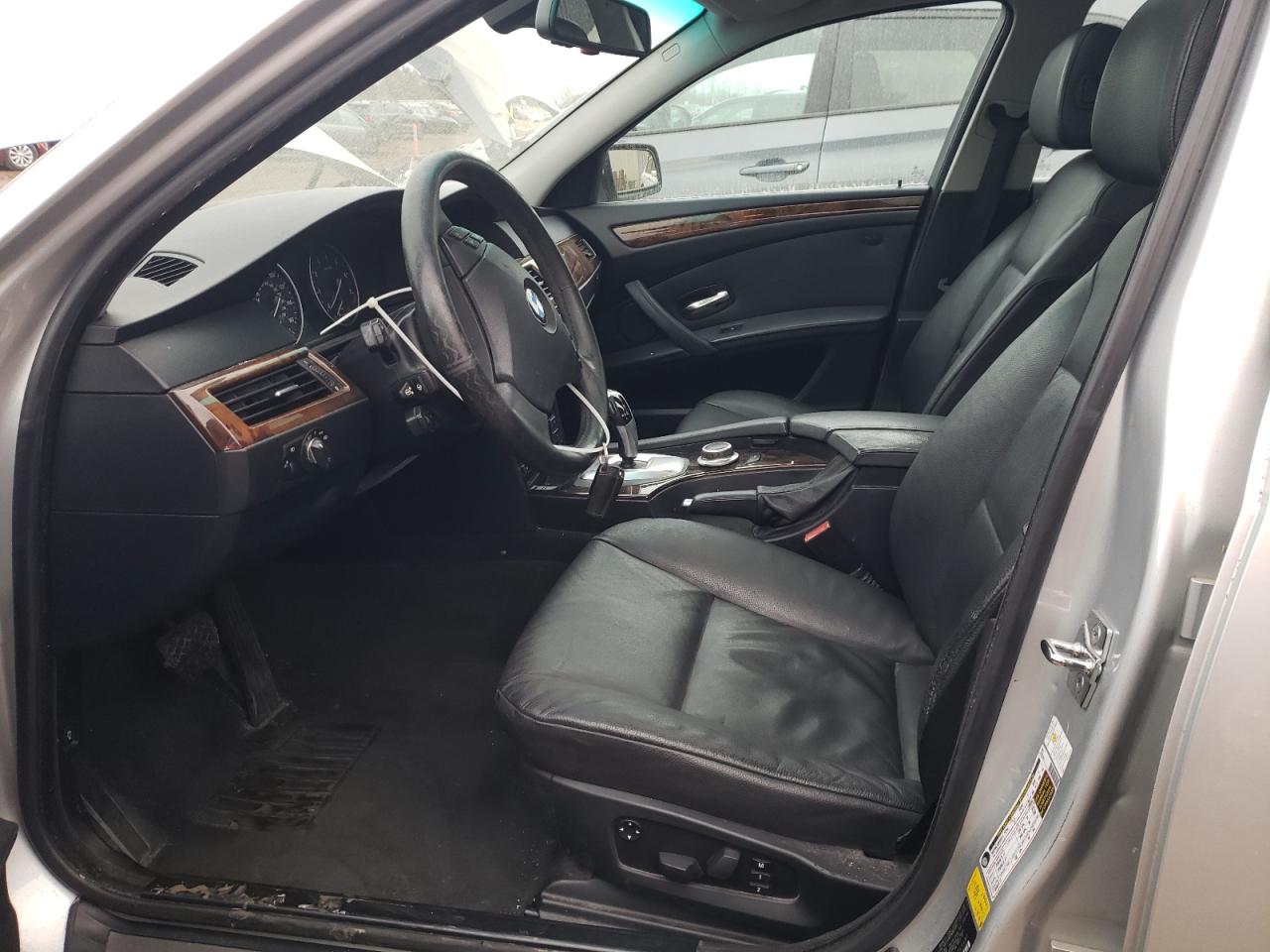 2008 BMW 528 Xi VIN: WBANV13508CZ53481 Lot: 83949994