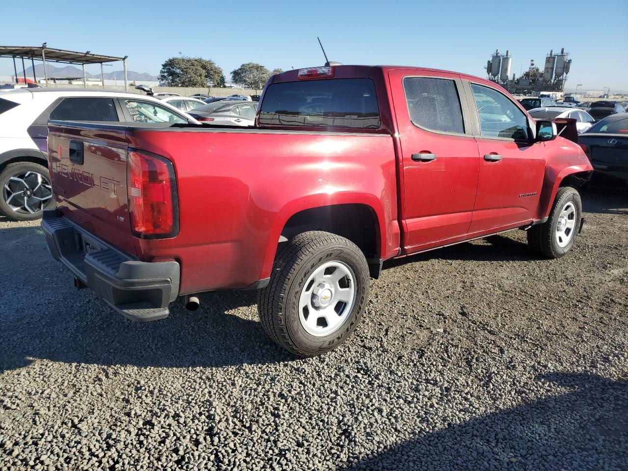 VIN 1GCGSBEN0M1174272 2021 CHEVROLET COLORADO no.3