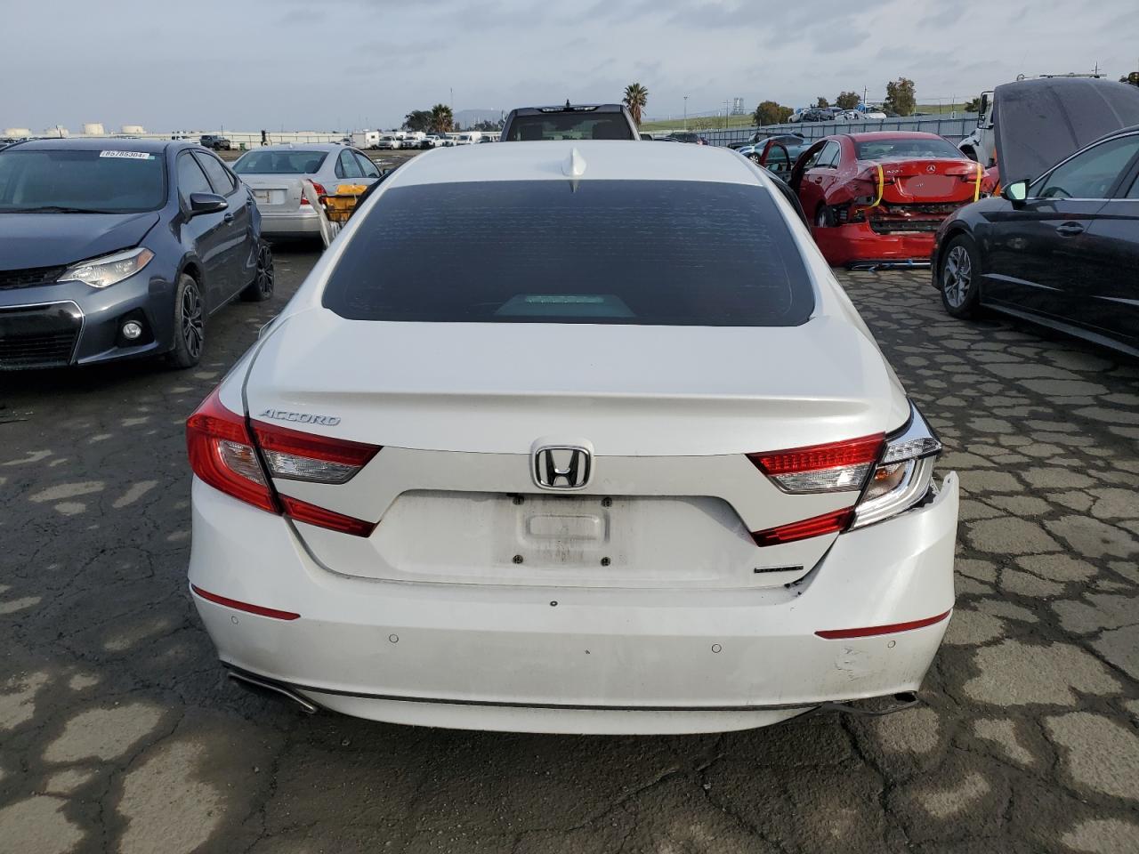 2018 Honda Accord - Image 6