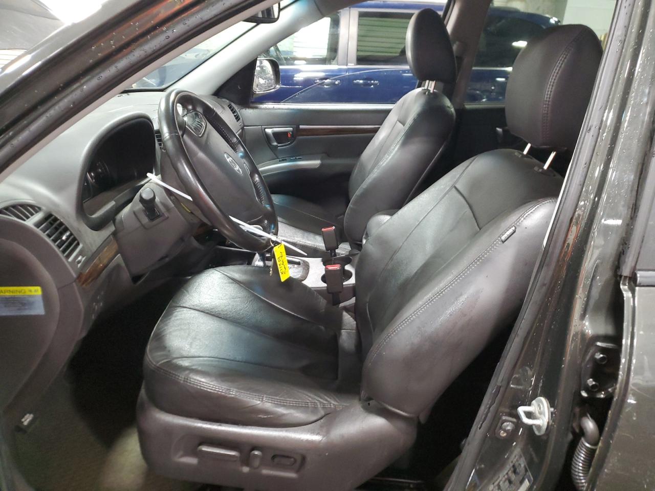 2010 Hyundai Santa Fe - Image 7