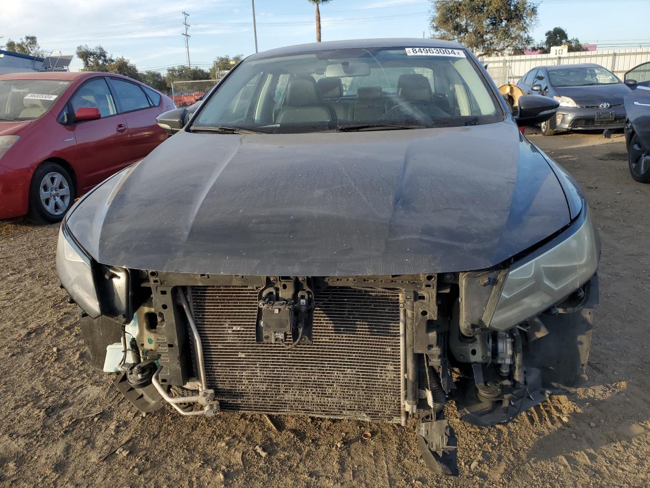 2017 Volkswagen Passat - Image 5