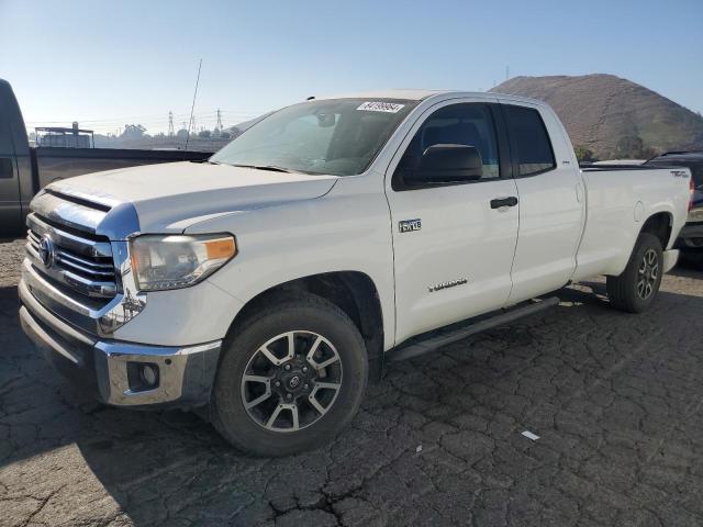  TOYOTA TUNDRA 2017 Белы