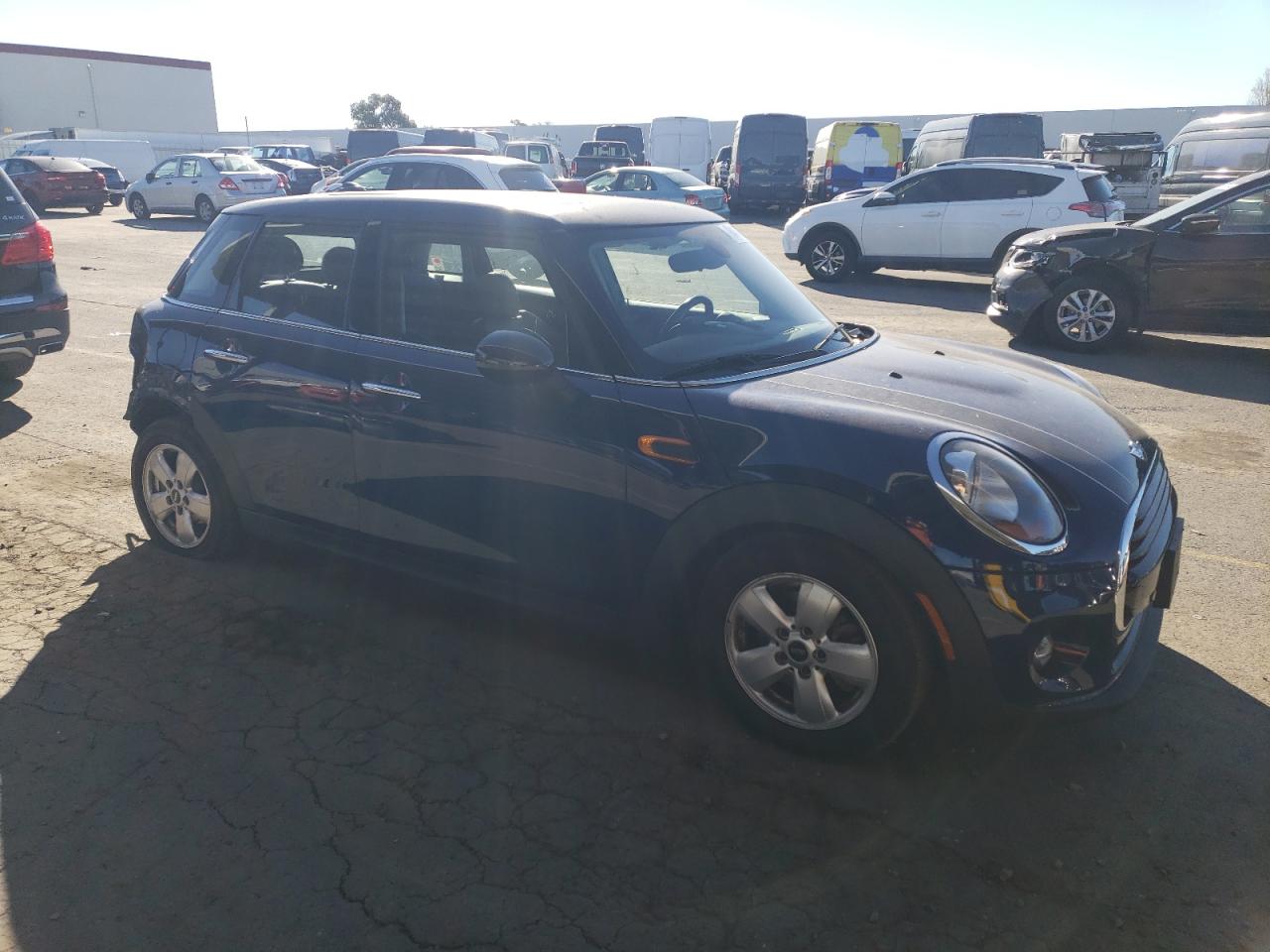 VIN WMWXU1C50G2D12639 2016 MINI COOPER no.4