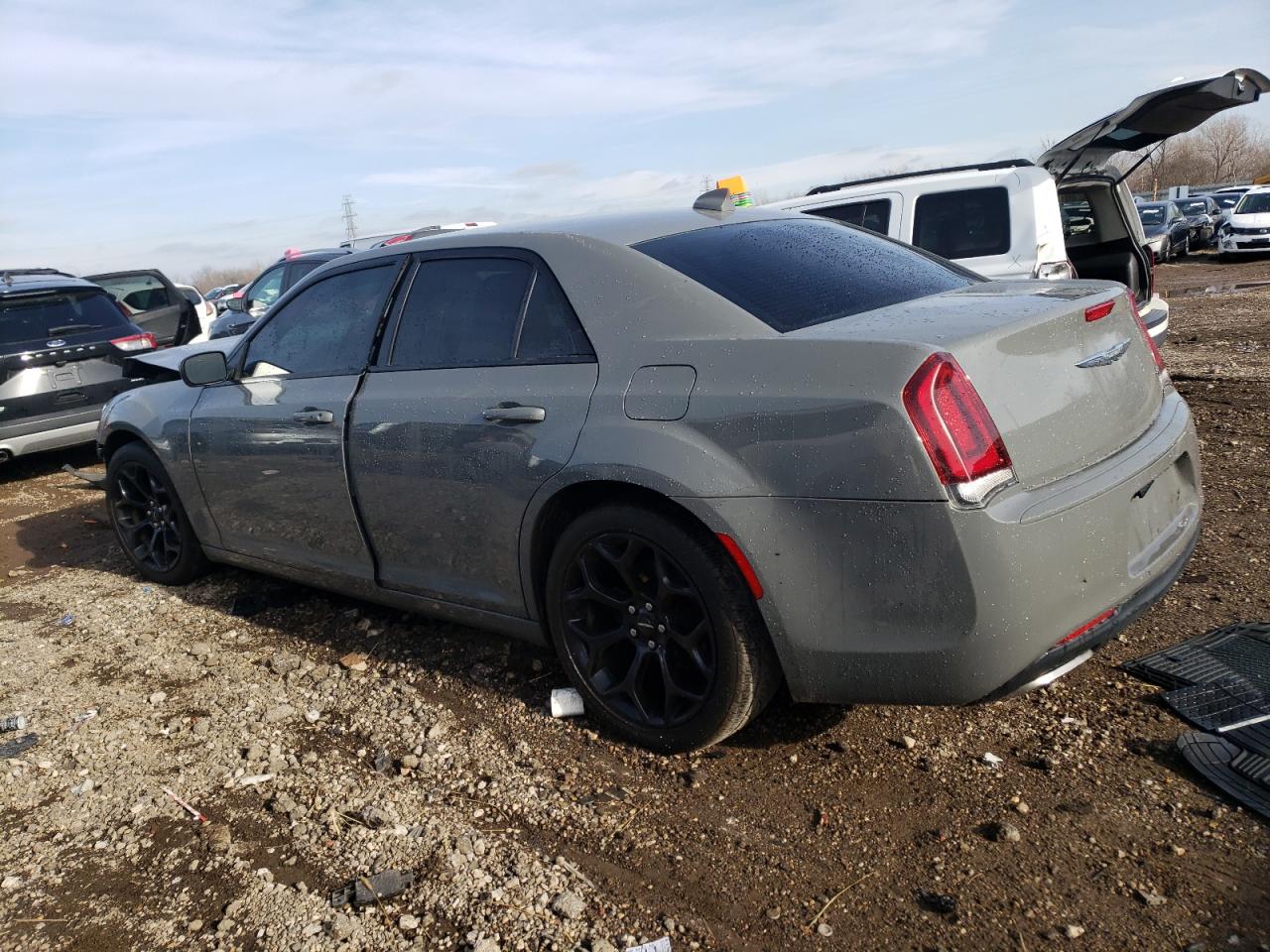 2019 Chrysler 300 - Image 2