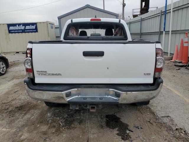 Пикапы TOYOTA TACOMA 2015 Белый