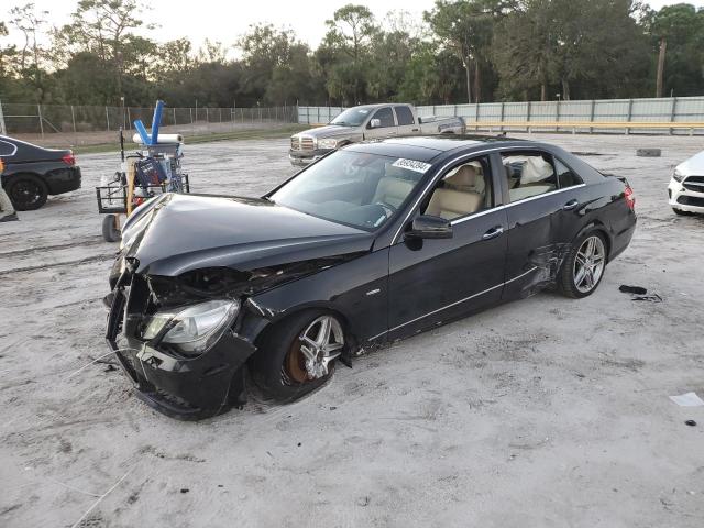  MERCEDES-BENZ E-CLASS 2012 Czarny