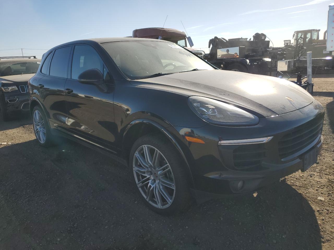 VIN WP1AA2A28HKA87660 2017 PORSCHE CAYENNE no.4