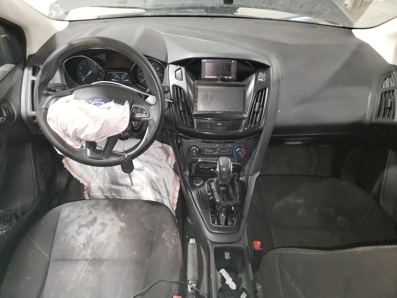 2017 Ford Focus - Image 8