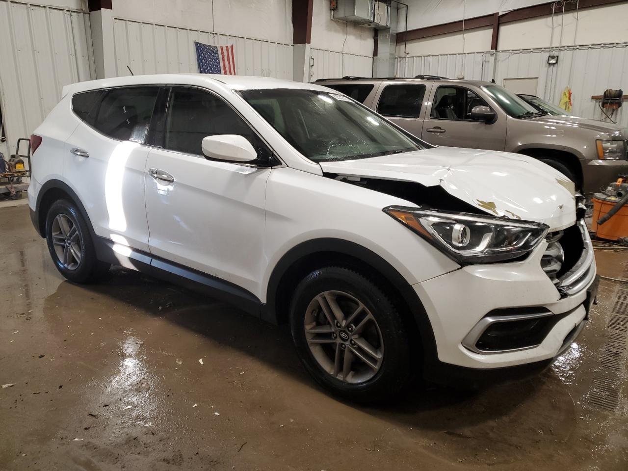 VIN 5NMZTDLB1JH086584 2018 HYUNDAI SANTA FE no.4